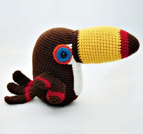 Toucan Amigurumi crochet pattern from the book called Voodoo Maggie's Adorable Amigurumi, published by Tuttle Publishing
