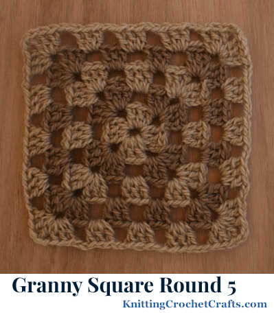 Crochet Granny Square Round 5