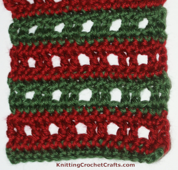Grid Lace Christmas Scarf: Free Crochet Pattern