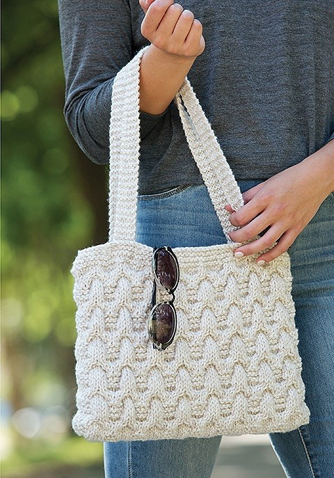 Purse Knitting Pattern by Andi Javori, from the book Casual Weekend Knits, published by Leisure Arts