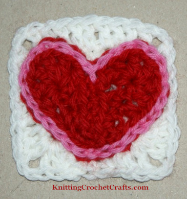 Small Crochet Heart Applique: Free Crochet Pattern