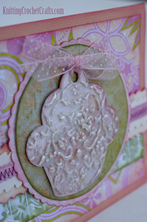 Close-Up Picture of the Embossed Cupcake Card